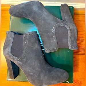 🩶Lauren Ralph Lauren Sz 9 Suede Ankle Boots🩶